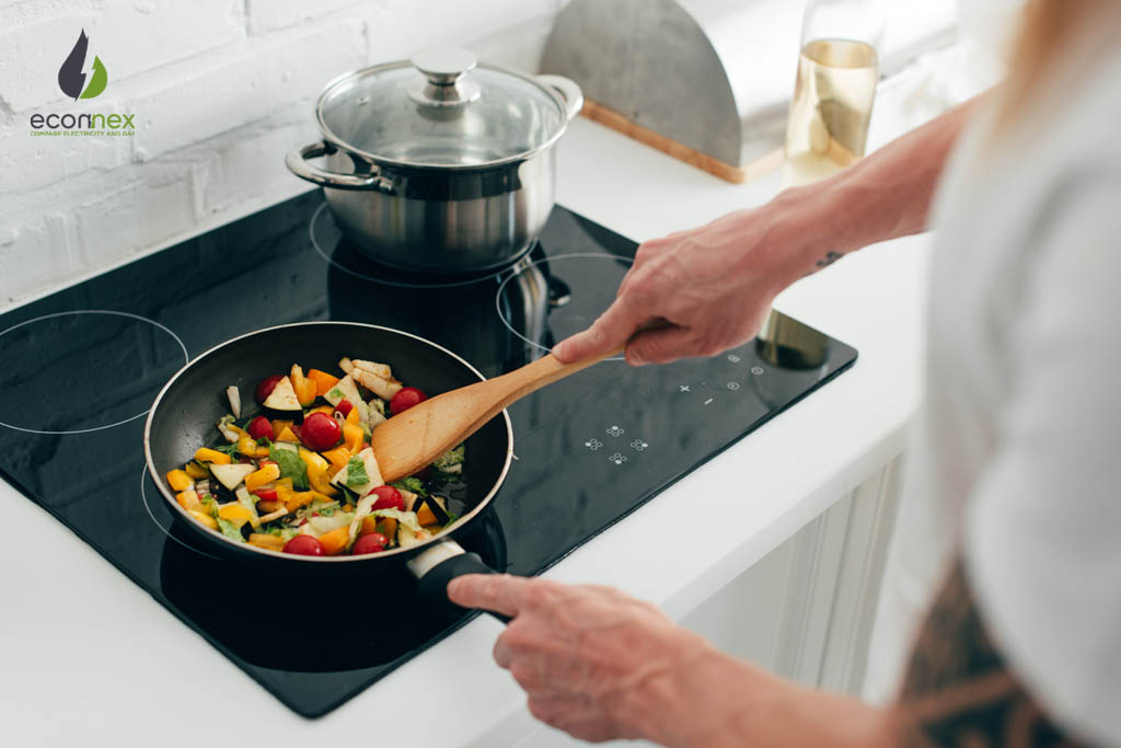 What’s cooking on top? Choose between electric and gas